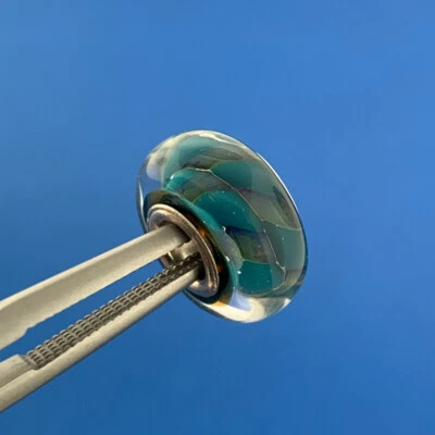 Pulsera Chamilia 925 Plata de Ley Aqua Púrpura Rayas Cristal de Murano Dije Foto 1 de 4