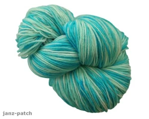 Hand dyed 80% Merino Wool 20% Nylon 4ply knitting yarn Turquoise Blue White 100g - Picture 1 of 3
