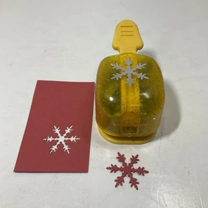 Ek Sucess Snowflake Winter Paper Punch Tool Whale Tail Style 1 in. Flake - Picture 1 of 6
