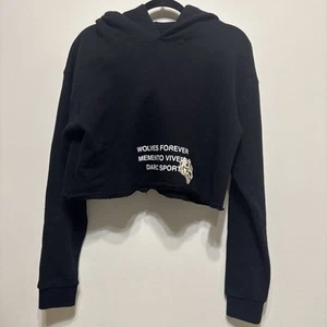 DARC SPORT SHE Cropped Hoodie Hooded Sweatshirt Wolves Forever Gym Sz M - Picture 1 of 8