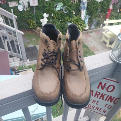 Botas de Trabajo Red Wing Maxum Lite 8662 Para Hombre 13D Marrón Gamuza Estilo Chukka Nuevas en Caja Foto 1 de 4