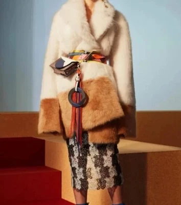 DVF Fall 2017 Ready-to-wear Collection Lace Black White Floral Midi Skirt M $328 - Image 1 of 4