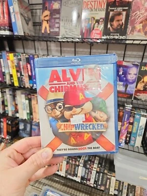 Alvin & The Chipmunks Chip Wrecked Blu-ray Disc Rated G 2011 Color 87 Min... - Image 1 of 2