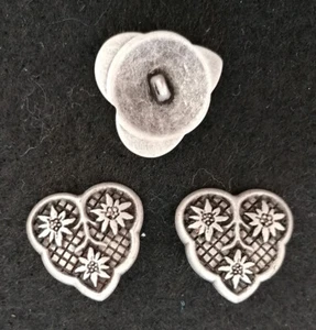 Knöpfe, Trachtenknöpfe, Metall, Herz mit Edelweiß 25 mm, Altsilber - Bild 1 von 3