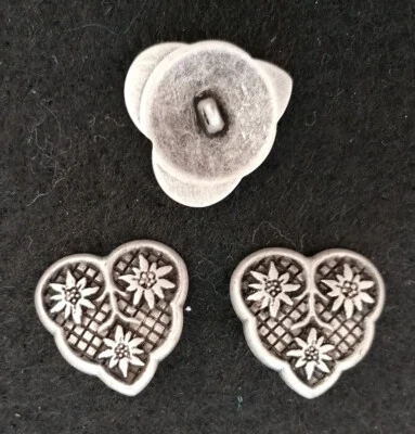 Knöpfe, Trachtenknöpfe, Metall,  Herz mit Edelweiß 25 mm, Altsilber - Bild 1 von 3