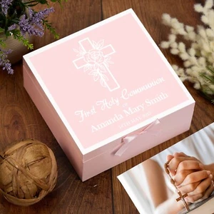 Personalisierte Erstkommunion Andenkenbox Geschenk Jungen oder Mädchen Rosenkreuz - Bild 1 von 4