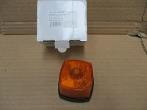 NEU Original Hella 2PS357012001 C5W SEITENMARKIERUNGSLEUCHTE  - Bild 1 von 2