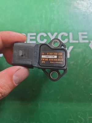 2009-17 AUDI A5 A4 Q5 ALLROAD 2.0L TURBOCHARGER BOOST SENSOR 0261230209 OEM - Image 1 of 4