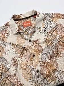 Tommy Bahama Shirt Men's Medium Beige Floral Pineapple Silk Tropical Hawaiian - Picture 1 of 11