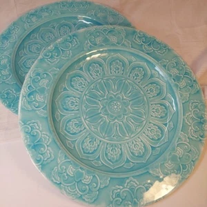 Better Homes & Gardens Medallion Melamine Dinner Plates Set 2 Teal Blue 10.5" - Picture 1 of 8