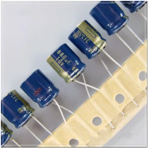 Panas FC series 680uF/10V680uF audio electrolytic capacitor 10X12.5mm 105℃ - Picture 1 of 2