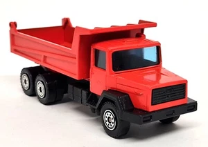 Solido 374 Iveco Benne Basculante Tipper Lorry 13cms Red Diecast Model Truck - Picture 1 of 6