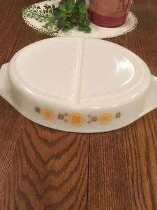 Vintage Pyrex Stadt und Land geteilt Auflaufform 1 1/2 QT. SCHÖN - Bild 1 von 10