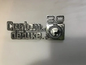 Chevrolet C30 Custom Deluxe 10 Emblem 349684 Squarebody Pickup 75-80 - Bild 1 von 8