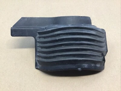 Audi A4 2009 To 2016 Quattro Rear Left Stone Guard 8K0511539E - Image 1 of 4