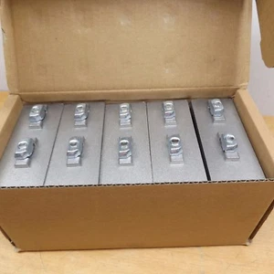 10 Stück - ABB 2TLA040030R1400 Jokab Jsm 39-K Aluminium Winkel Bodenhalterung - Bild 1 von 4
