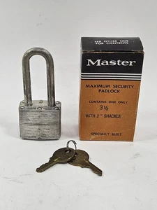 Vintage No. 3-1/2 Master Lock Padlock 2" Shackle New NOS - Picture 1 of 7
