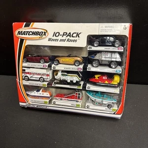 Rare Matchbox Mattel Wheels 10 Pack Gift Collector Set Waves & Raves - Picture 1 of 14