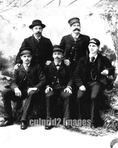 1893 OPRR Oregon Pacific Railroad Train Crew Portrait - Picture 1 of 1