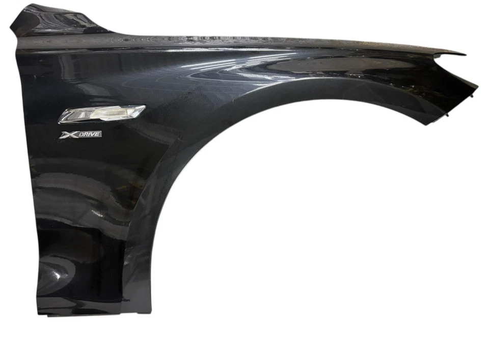 2010-2017 BMW 550i GT F07 Front Right Passenger Side Fender OEM - Image 1 of 4