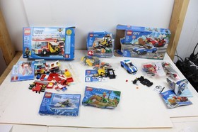Lot of City Lego Fire Truck 60002 30002 30590 60284 60242 Road work police