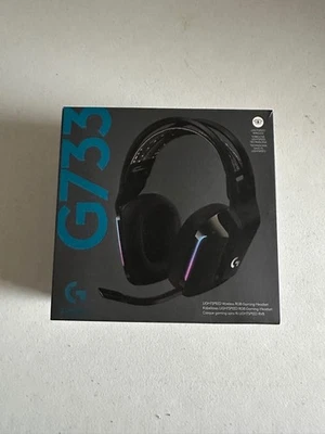 Logitech G733 Lightspeed Wireless Gaming Headset - Black w/dongle cable.