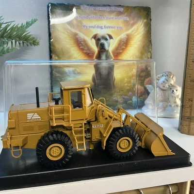 Fiat Allis FR20 Wheel Loader 1/50 Scale Diecast In Case Made in Italy READ - Image 1 of 4
