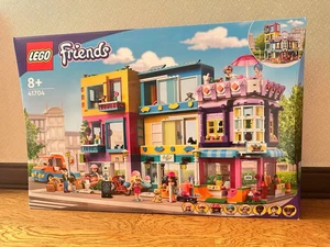LEGO Friends 41704 Heartlake City Apartment Toy Block 1682 pcs New - Picture 1 of 5