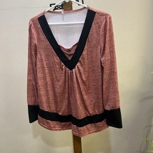 Unbranded Ladies XL Long Sleeve Rust/ Black Blouse NWOT - Picture 1 of 6