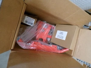 CAN AM MAVERICK X3S3 FRONT WINCH BUMPER AVANT RED (WINCH NOT INCLUDED) 715005231 - Picture 1 of 3