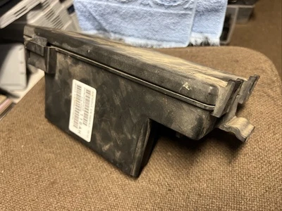 Dodge RAM 2500 3500 2007 diésel Cummins OEM TIPM caja de fusibles 04692116AH Foto 1 de 4