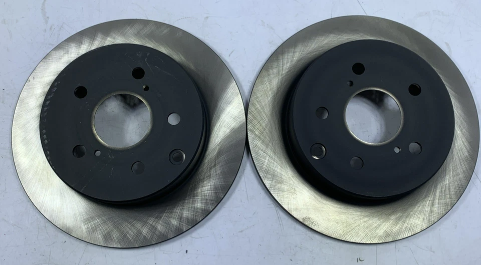 Pair Genuine Toyota Rav4 2005-2016 Vanguard OEM Rear Brake Discs - Image 1 of 4