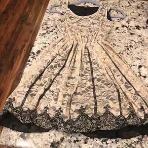 Laundry Shelli Segal silk lace ruffle Petticoat Dress Cottage Core 0 Cream Black - Picture 1 of 9