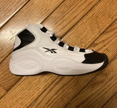 Reebok Question MID niños GW5208 talla 10,5 Foto 1 de 4