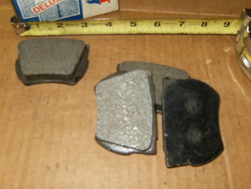 Pastilla de freno de disco nueva D-24 58-67 Austin, Lotus, Morgan delantera Foto 1 de 1