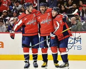 TJ OSHIE Signed 8x10 Photo! Washington CAPITALS LEGEND! Allstar! Ovechkin W/COA - Picture 1 of 2