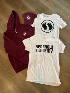 Lote 4 Ropa Umbrella Academy Producción Hecha TV Prop Sparrow Academy - Imagen 1 de 5