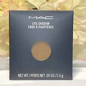 MAC - SOBA Satin - EYESHADOW PRO Pan PALETTE RICARICA FULL SIZE NUOVO CON SCATOLA spedizione gratuita - Foto 1 di 1