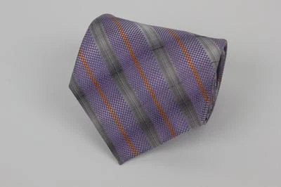 Corbata de seda Robert Talbot. Púrpura con rayas diagonales grises y naranjas. Foto 1 de 4