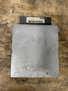 Unidad de control del motor Ford F150 2000 4,2 L ECM PCM ECU YL3F12A650FD OEM 844s3c3b2 - Imagen 1 de 3