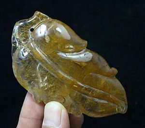 BOUTIQUE NATURAL PRETTY GOLDEN RUTILATED QUARTZ CRYSTAL CARVED FLOWER PENDANT - Picture 1 of 13