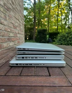 4x Apple MacBooks 13–15" (2011–2015) – Not Working – For Parts/Repair - Photo 1/5