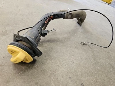 GMC Sierra 1500 2012 usado cuello de llenado de combustible enviado como se muestra en Los Ángeles Foto 1 de 4