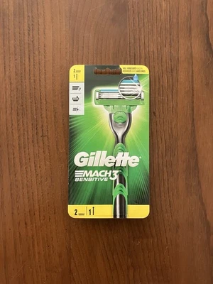 Gillette Mach3 Sensitive vintage razor - Image 1 of 4