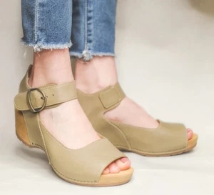 Dansko Tiana Khaki Damen-Sandalen US 8,5/9 EU 39 Einzelhandel 140 $ - Bild 1 von 12