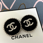 Lot of 2 Chanel Button Silver Tone CC Buttons 25 mm Logo 0,98 inch Tweed Stoff