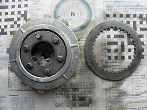 Kawasaki KDX175 KORB INNENBAUGRUPPE KOMPLETT 13086-1001 13087-1014 13091-015 - Bild 1 von 10