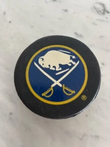 NHL Buffalo Sabres Logo Official Vintage Inglasco Hockey Game Puck Free Post.! - Picture 1 of 3