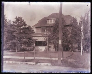 (1) NEGATIVO DE VIDRIO ANTIGUO DE FINALES DE 1800, PRINCIPIOS DE 1900, CASA, UBICACIÓN DESCONOCIDA #1 - Imagen 1 de 2