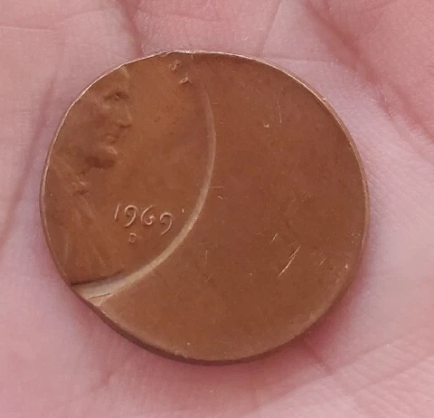 1969 D  Lincoln Cent Penny Struck Off Center Mint Error Cover